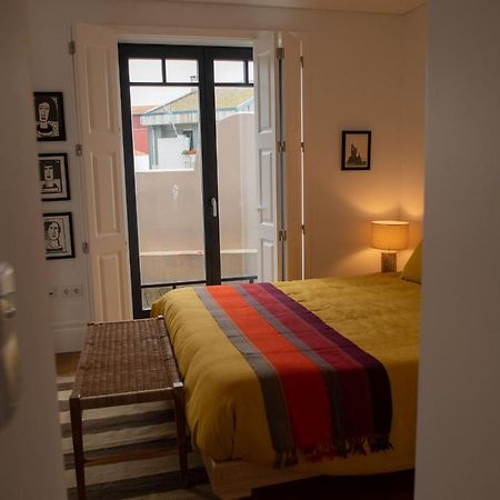 Spacious Studio W/ Balcony & Ac By Lovelystay Porto Exteriér fotografie