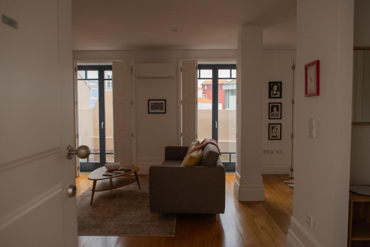 Spacious Studio W/ Balcony & Ac By Lovelystay Porto Exteriér fotografie